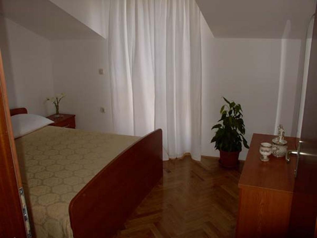 Apartments Vini And Ivana Sucuraj Room photo
